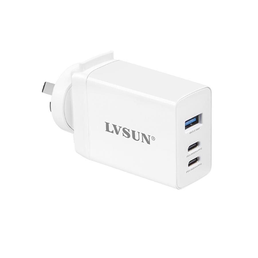 龙威盛 65W 三口氮化镓 PD3.0/PPS 墙插快充充电器 2C1A 旅行便携款 LS-GW65-2C1A — thumbnail 2