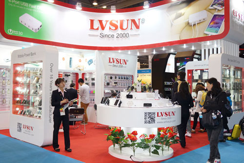 LVSUN龙威盛Type-C充电器亮相2015香港春季电子展和环球展