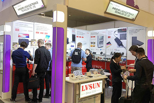 LVSUN龙威盛大功率智能充电产品亮相德国CEBIT 2018