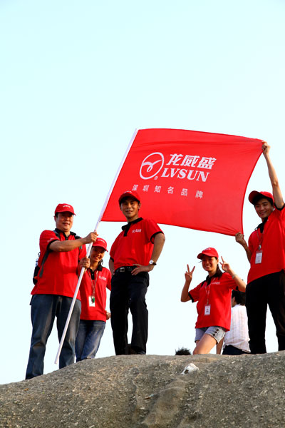 龙威盛总经理徐建华的潇洒英姿