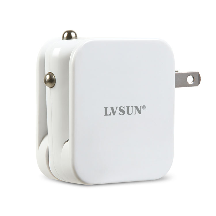 家车两用USB充电器 LS-AD05-U0510 — thumbnail 8